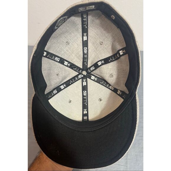 New Era 59Fifty Pittsburgh Penguins NHL Size 8 Light Grey - Picture 7 of 8